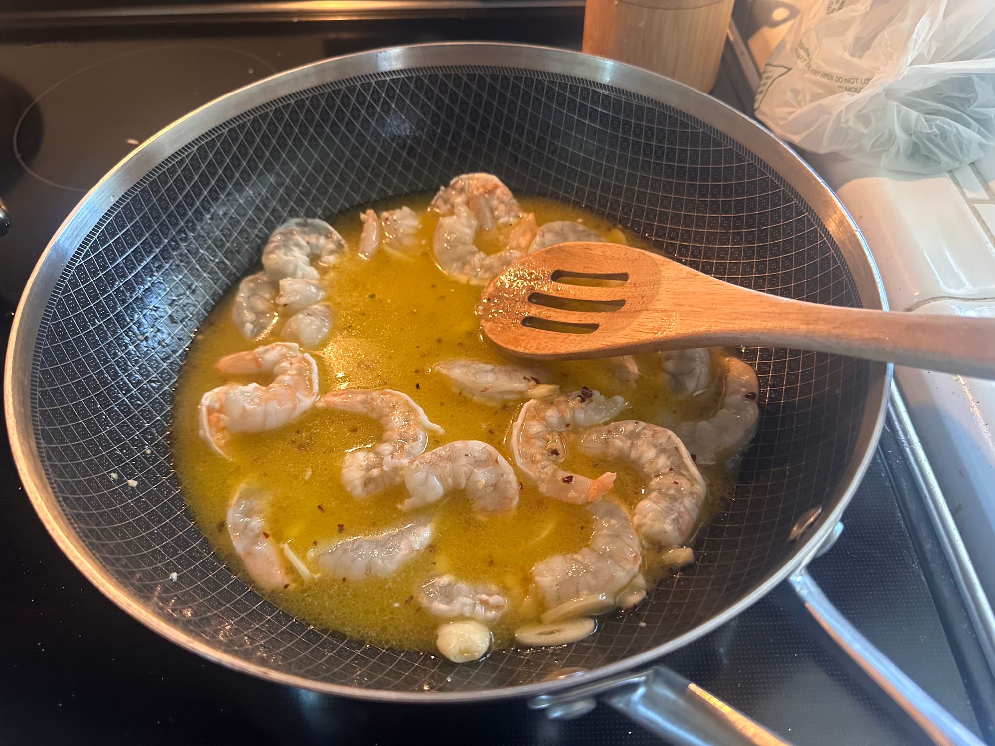 Spaghetti with Garlic, Oil, and Shrimp